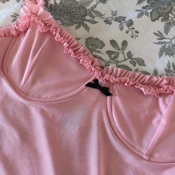 Pink Ruffle Trim Corset Tank Top - Picture 3 of 4